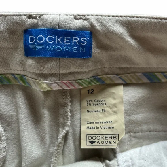 Dockers Vintage White Mid Rise Khaki Chinos Women’s Capri Ankle Trousers size 12 - Picture 3 of 3
